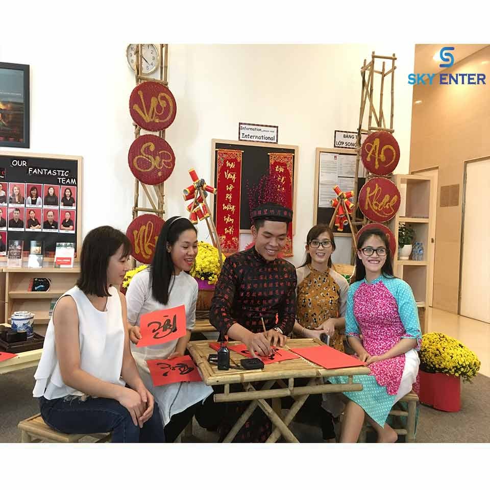 Cung cấp dịch vụ Ông đồ tại trường EtonHouse Quận 2
